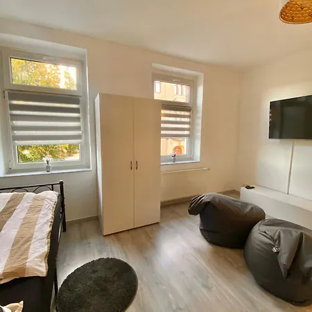 Schoene 3-zimmer Monteurswohnung Im Sueden Von Eg