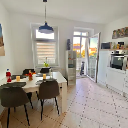 Daire Schoene 3-zimmer Monteurswohnung Im Sueden Von Eg