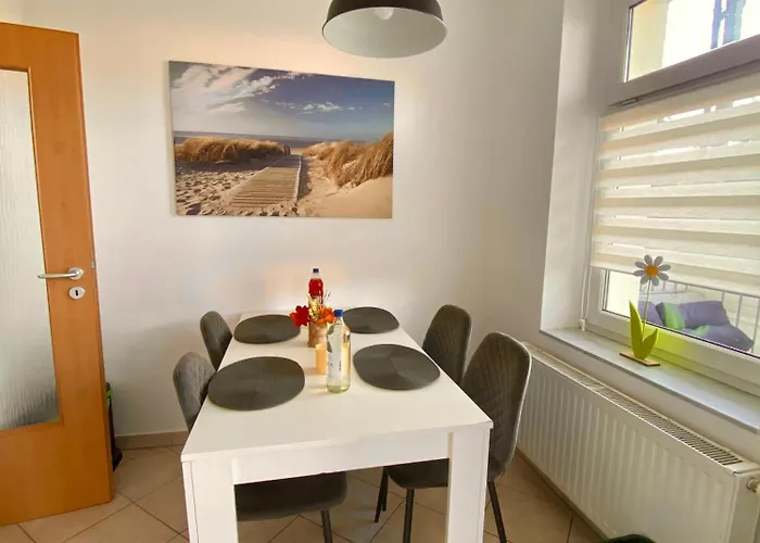Schoene 3-zimmer Monteurswohnung Im Sueden Von Eg *