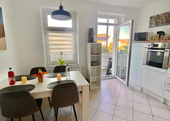 Appartement Schoene 3-zimmer Monteurswohnung Im Sueden Von Eg